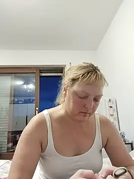 LiluLiluLilu online show from 07/07/26, 07:51