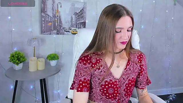 Snapshot of Alisha_Green chatting on 11/24/25, 09:31 Alisha Green online show from 11/24/25, 09:31