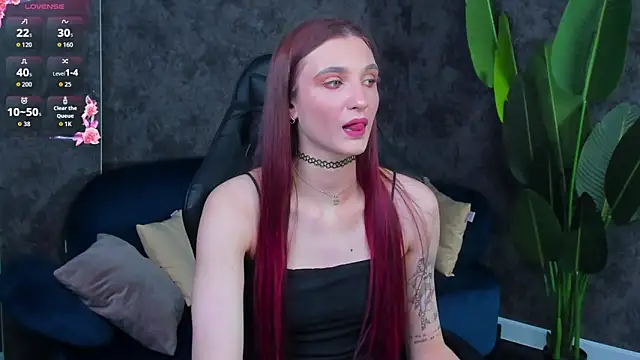 Snapshot of Alisha_Green chatting on 12/05/25, 10:02 Alisha Green online show from 12/05/25, 10:02