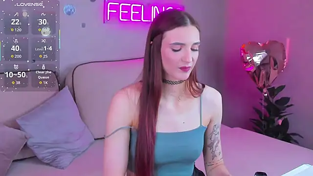 Snapshot of Alisha_Green chatting on 03/23/26, 09:35 Alisha Green online show from 03/23/26, 09:35