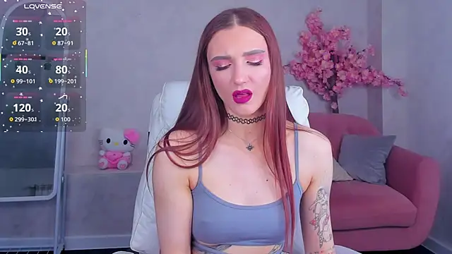 Snapshot of Alisha_Green chatting on 04/14/26, 09:48 Alisha Green online show from 04/14/26, 09:48