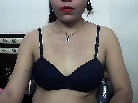 Snapshot of Lalita_thakur chatting on 09/12/25, 03:56 Lalita thakur online show from 09/12/25, 03:56