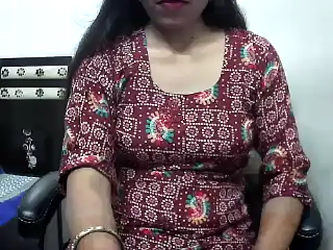 Snapshot of Lalita_thakur chatting on 10/09/25, 03:32 Lalita thakur online show from 10/09/25, 03:32