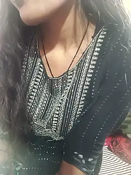 posewith online show from 02/08/26, 08:07