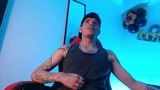 Anhonymus  online show from 10/09/25, 03:59