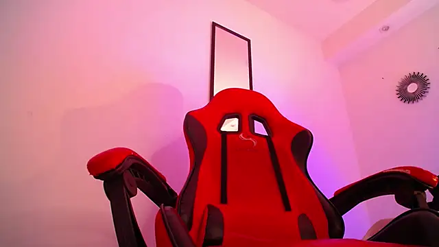 Anhonymus  online show from 12/14/25, 03:56