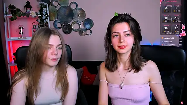 kitniss dreamy online show from 03/26/26, 08:36