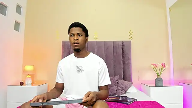 Kiaraa y Her Crazy online show from 05/23/26, 04:29