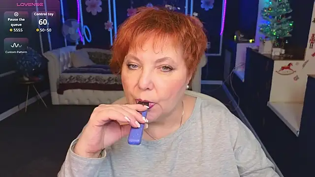 Kira Kenett online show from 12/19/25, 12:45