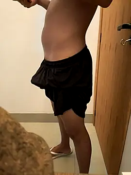 Snapshot of oconnnel chatting on 10/12/25, 02:16 oconnnel online show from 10/12/25, 02:16