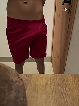 Snapshot of oconnnel chatting on 11/17/25, 09:53 oconnnel online show from 11/17/25, 09:53