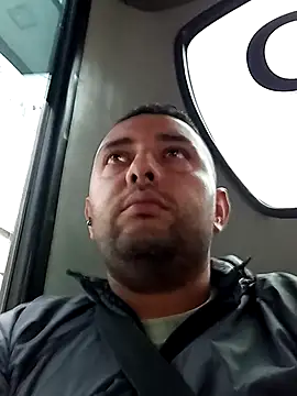 angelitocalientico online show from 11/04/25, 09:36