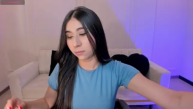 Snapshot of MayaMoretti_ chatting on 06/27/26, 11:26 MayaMoretti online show from 06/27/26, 11:26