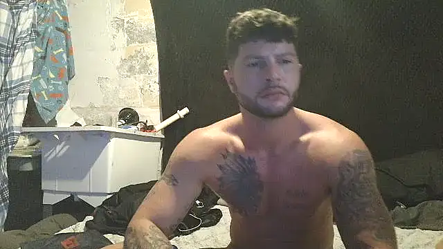 Snapshot of silversage92 chatting on 09/19/25, 12:39 silversage92 online show from 09/19/25, 12:39