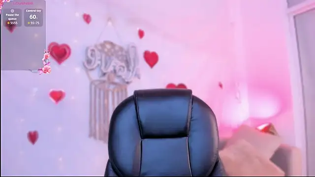 Ginni charlotte online show from 02/15/26, 04:20