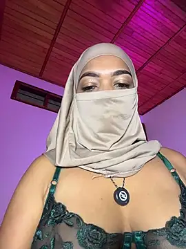 Snapshot of Yuli_arabic chatting on 07/30/26, 06:40 Yuli arabic online show from 07/30/26, 06:40