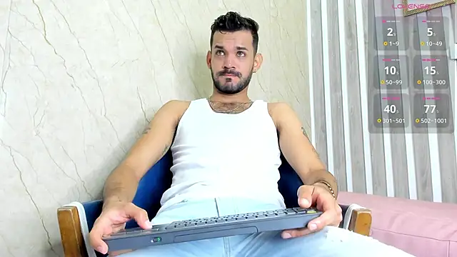 Snapshot of EthanGrey chatting on 09/29/25, 11:15 EthanGrey online show from 09/29/25, 11:15