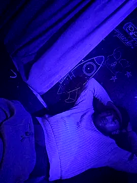 johnboones10 online show from 12/21/25, 07:26