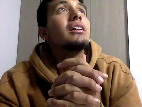 KianxxTeach online show from 09/15/25, 07:41