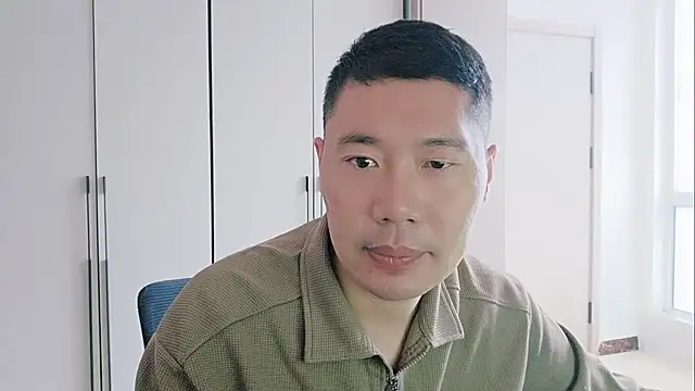 Snapshot of Buryerry-B chatting on 09/19/25, 01:40 Buryerry-B online show from 09/19/25, 01:40