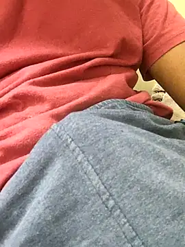 Snapshot of shintozen0 chatting on 12/20/25, 06:42 shintozen0 online show from 12/20/25, 06:42