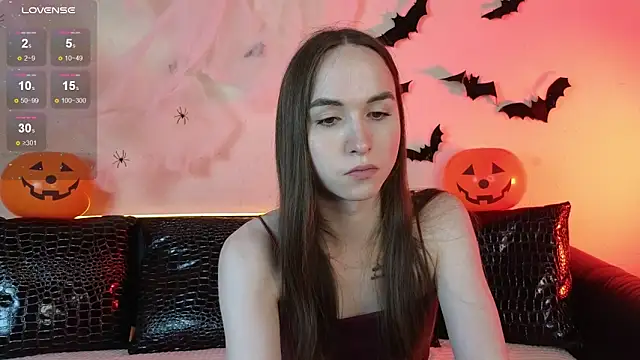 Snapshot of Angeel_Kate chatting on 10/17/25, 05:54 Angeel Kate online show from 10/17/25, 05:54