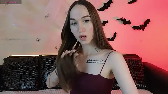 Snapshot of Angeel_Kate chatting on 10/24/25, 08:22 Angeel Kate online show from 10/24/25, 08:22