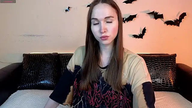 Snapshot of Angeel_Kate chatting on 11/21/25, 04:44 Angeel Kate online show from 11/21/25, 04:44