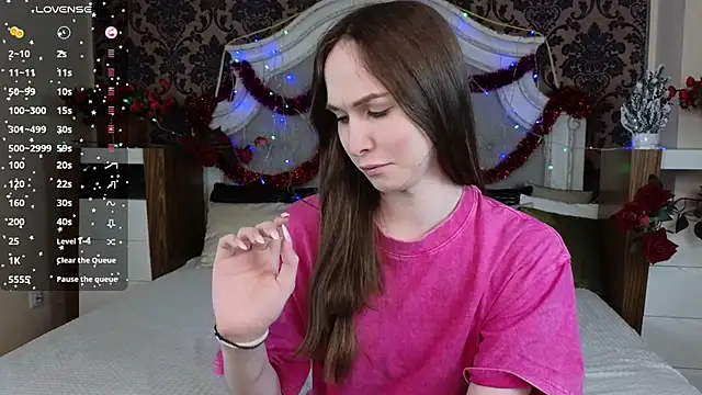 Snapshot of Angeel_Kate chatting on 12/18/25, 04:40 Angeel Kate online show from 12/18/25, 04:40