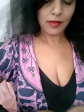 Deepa Sharma143 online show from 09/30/25, 05:01