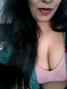 Deepa Sharma143 online show from 04/14/26, 02:17