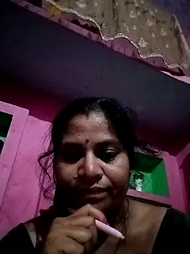 Snapshot of Hot_babli54 chatting on 09/14/25, 07:35 Hot babli54 online show from 09/14/25, 07:35