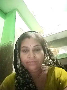 Snapshot of Hot_babli54 chatting on 09/28/25, 01:11 Hot babli54 online show from 09/28/25, 01:11