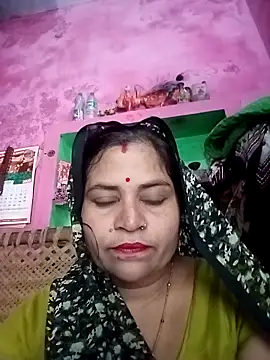 Snapshot of Hot_babli54 chatting on 10/08/25, 06:00 Hot babli54 online show from 10/08/25, 06:00