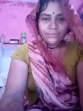 Snapshot of Hot_babli54 chatting on 10/13/25, 08:14 Hot babli54 online show from 10/13/25, 08:14