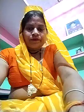 Snapshot of Hot_babli54 chatting on 10/20/25, 05:35 Hot babli54 online show from 10/20/25, 05:35