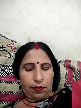 Snapshot of Hot_liya54 chatting on 05/05/26, 05:21 Hot liya54 online show from 05/05/26, 05:21