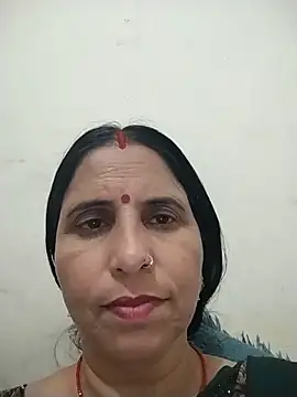 Snapshot of Hot_liya54 chatting on 05/14/26, 02:57 Hot liya54 online show from 05/14/26, 02:57