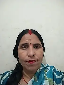 Snapshot of Hot_liya54 chatting on 05/17/26, 05:05 Hot liya54 online show from 05/17/26, 05:05