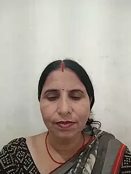 Snapshot of Hot_liya54 chatting on 06/05/26, 12:11 Hot liya54 online show from 06/05/26, 12:11