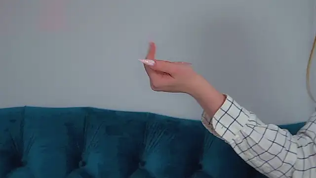 AgataFoxley online show from 11/26/25, 06:09