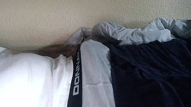 Snapshot of ohyesd4ddy chatting on 02/28/26, 07:53 ohyesd4ddy online show from 02/28/26, 07:53