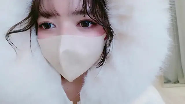 Snapshot of JP_Momo_o0 chatting on 12/21/25, 01:51 JP Momo o0 online show from 12/21/25, 01:51