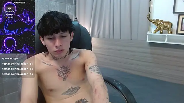 Iantwink18 online show from 11/16/25, 03:56