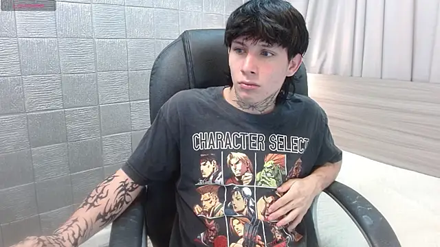 Iantwink18 online show from 11/21/25, 04:11