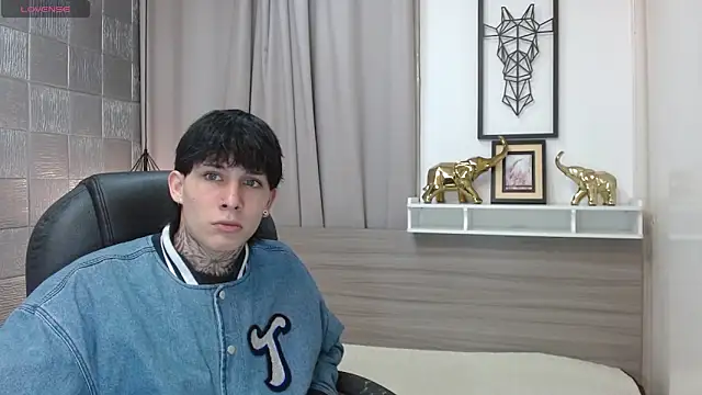 Iantwink18 online show from 02/13/26, 10:17