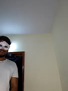 Snapshot of Family02 chatting on 09/22/25, 03:25 Family02 online show from 09/22/25, 03:25