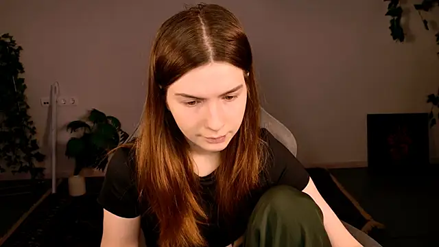 AliceCUNTach online show from 11/27/25, 05:09