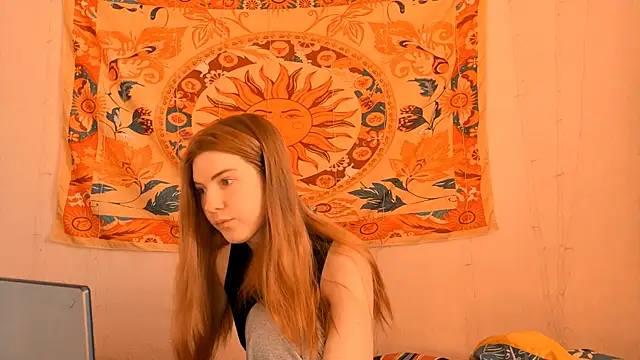 AliceCUNTach online show from 04/01/26, 05:08