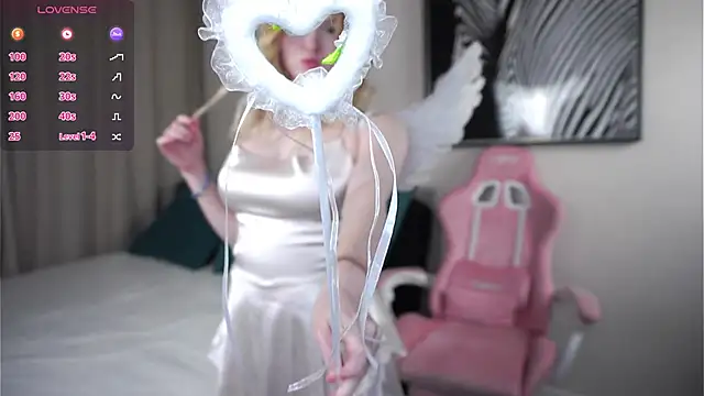 ShontaWasilko online show from 10/29/25, 06:09